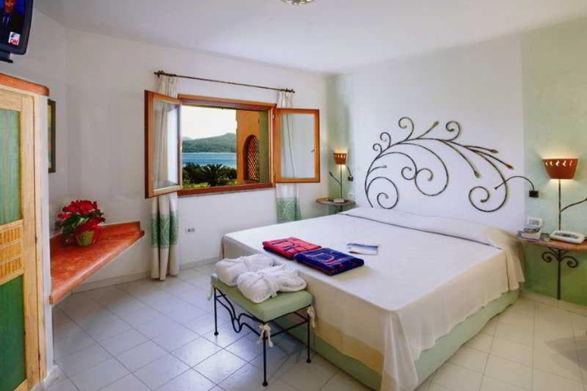 Resort Cala Di Falco - Hotel