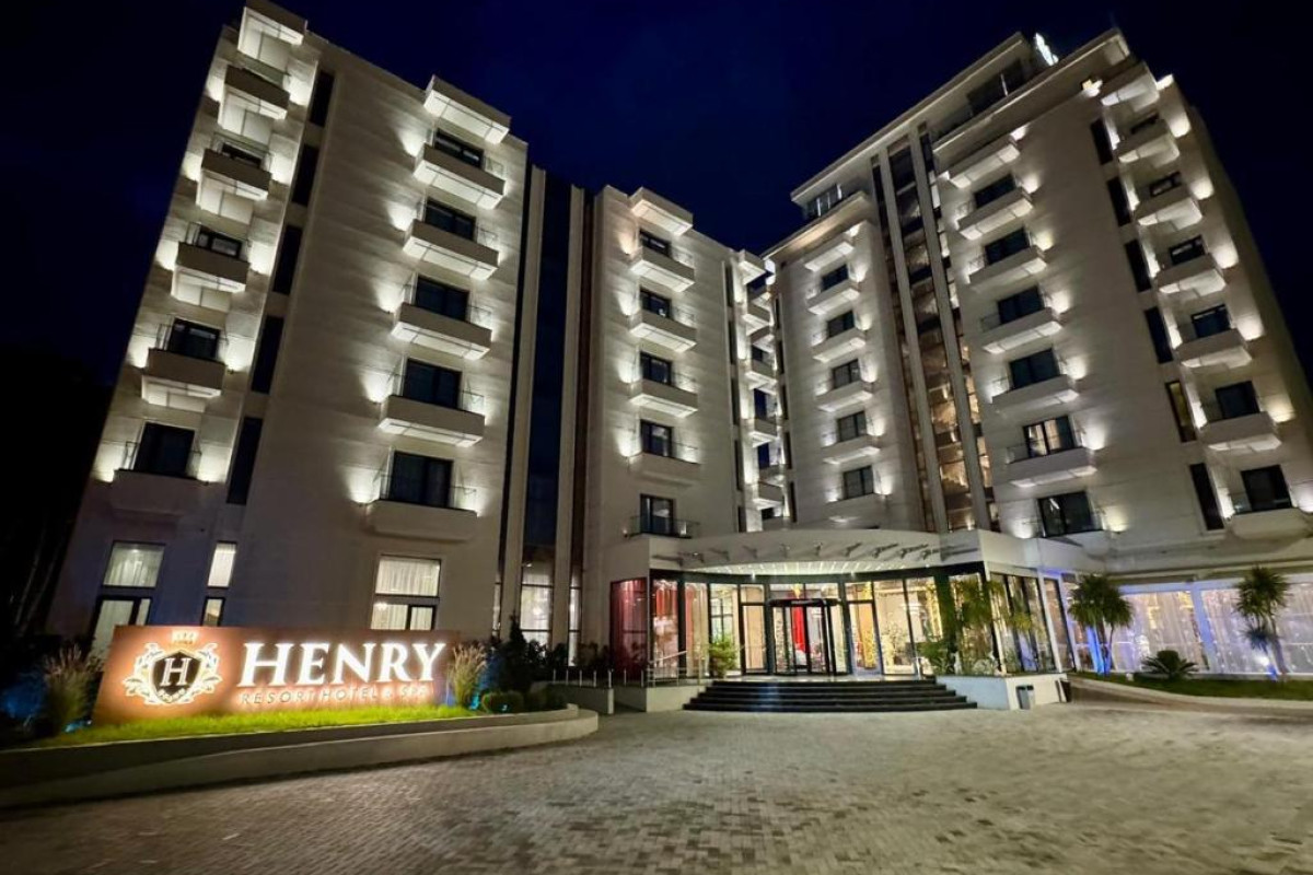 Henry Resort & SPA