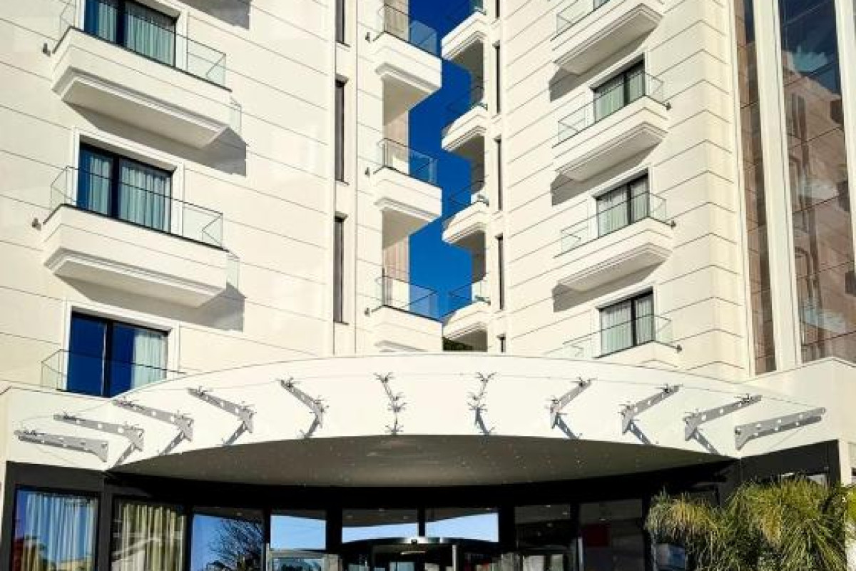 Henry Resort & SPA