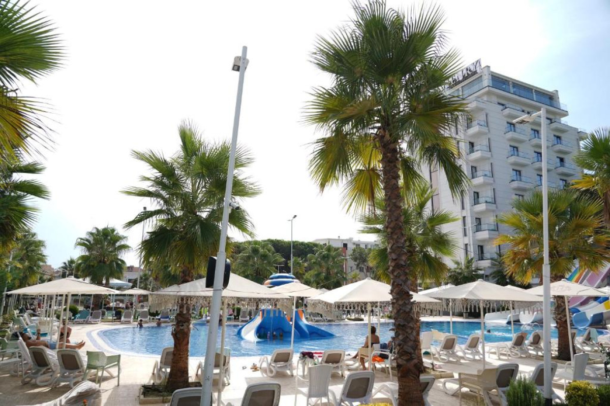 Henry Resort & SPA