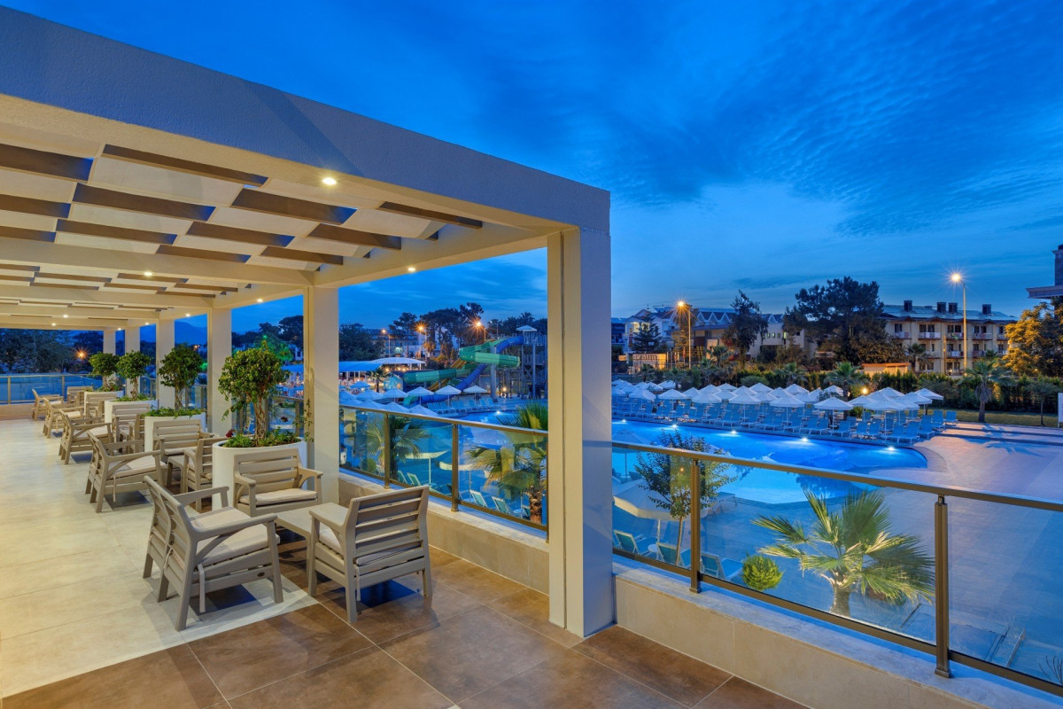 Dosinia Luxury