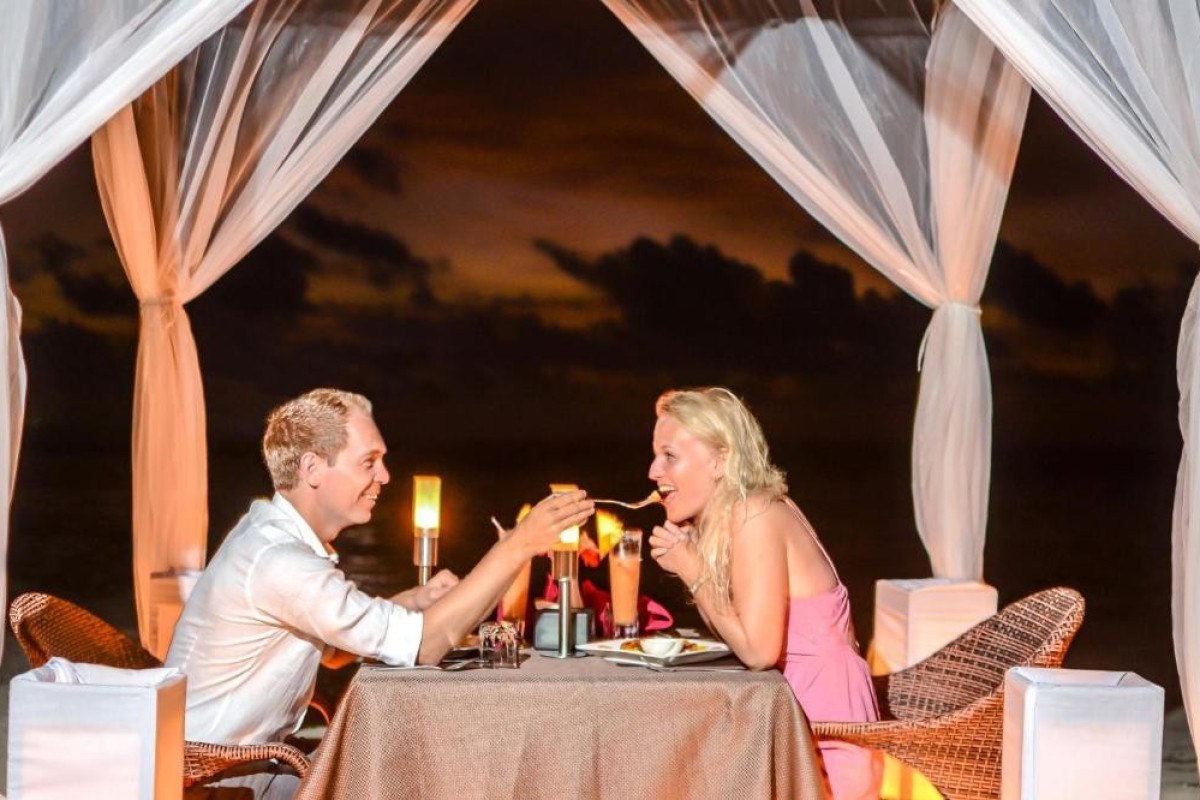 Triton Beach Hotel & Spa