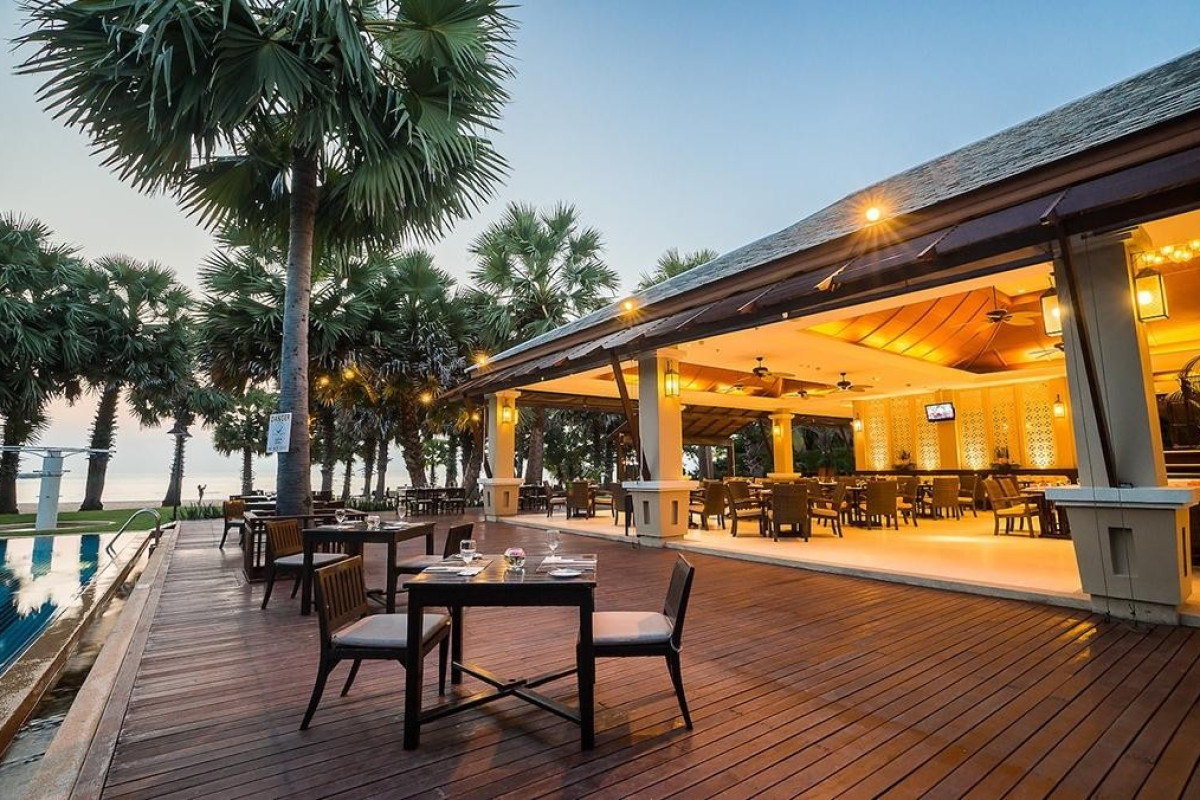 RAVINDRA BEACH RESORT & SPA