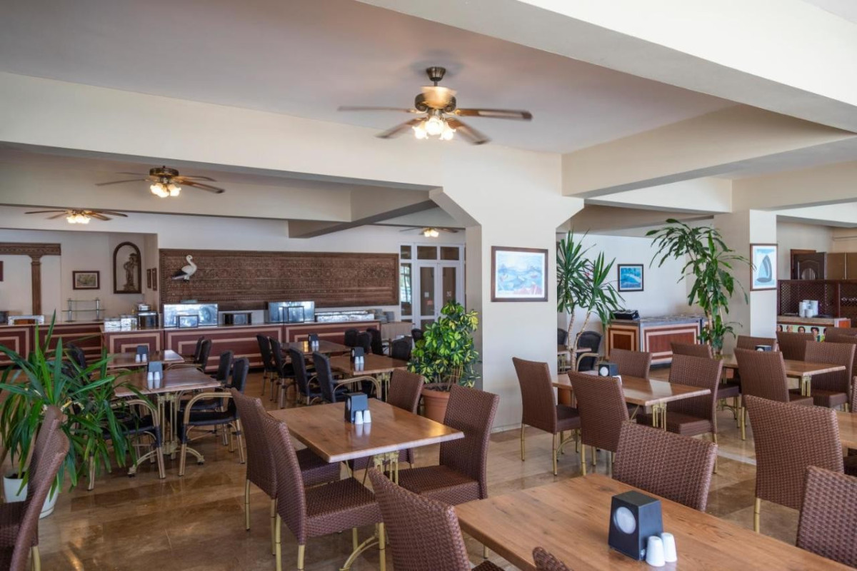 Smart Stay Beach Hotel