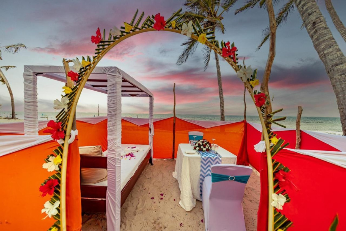 Prideinn Paradise Beach Resort