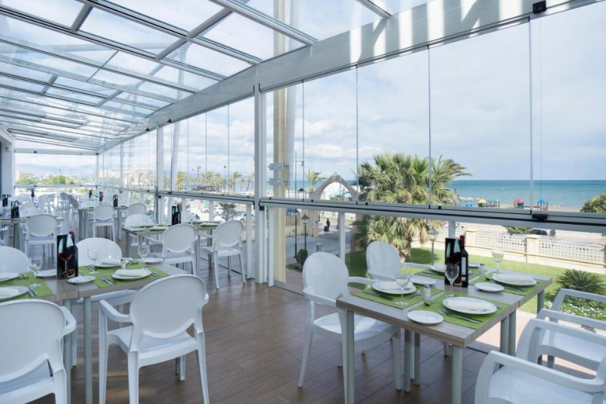 Puente Real Hotel