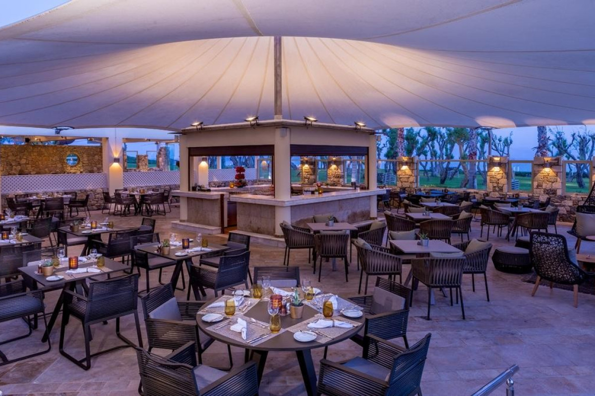 Neptune Luxury Resort