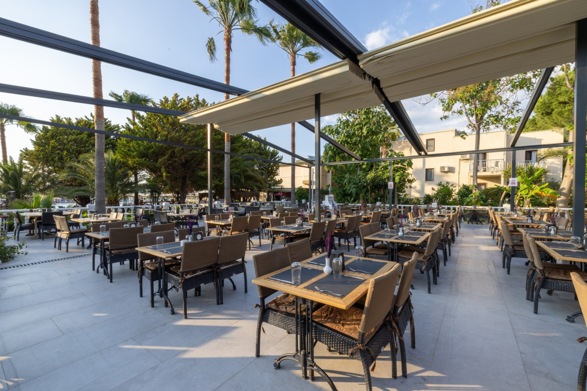 GOLDEN AGE RESORT HOTEL YALIKAVAC