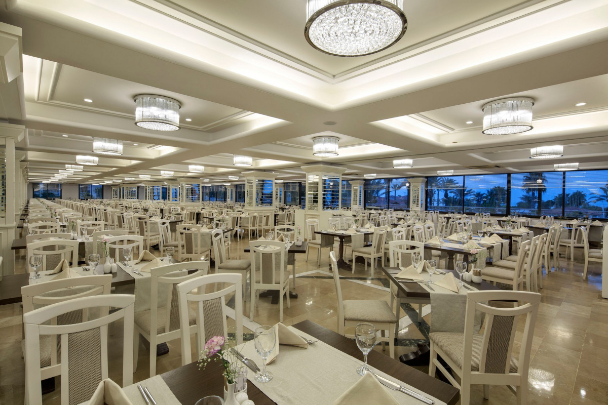 Bellis Deluxe Hotel