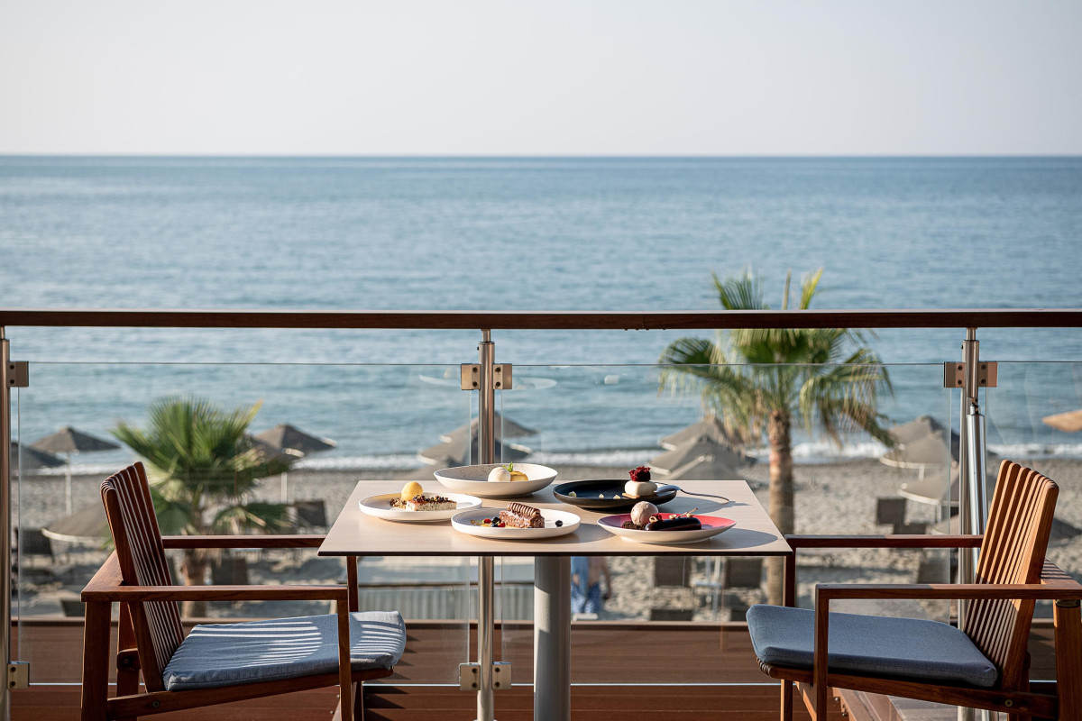 Minoa Palace Resort