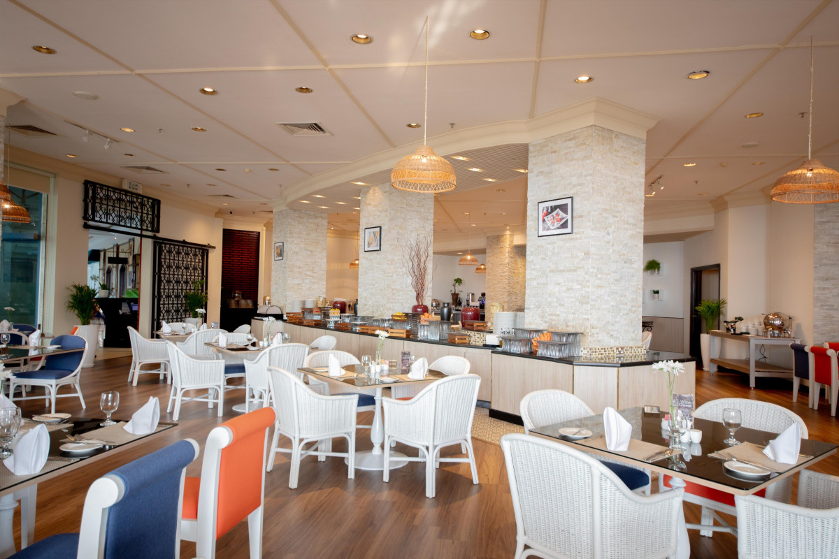 Ajman Hotel