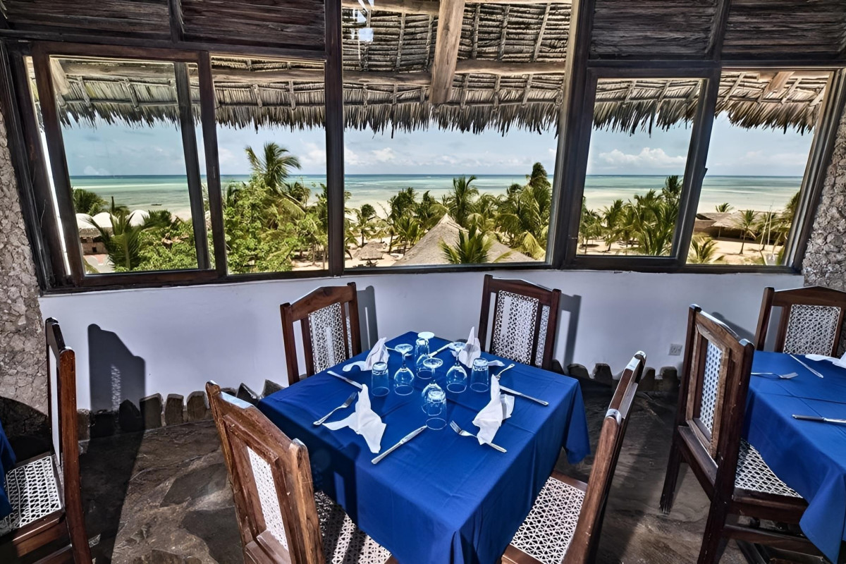 Jacaranda Beach Resort