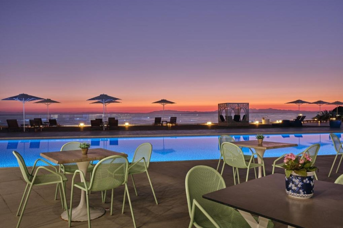CAVO ORIENT BEACH HOTEL