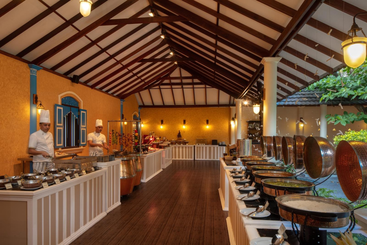Adaaran Select Meedhupparu & Prestige Water Villas