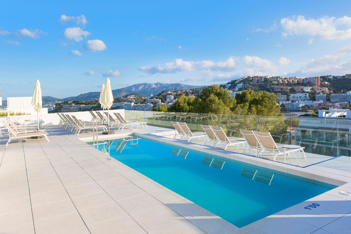 Reverence Life Hotel
