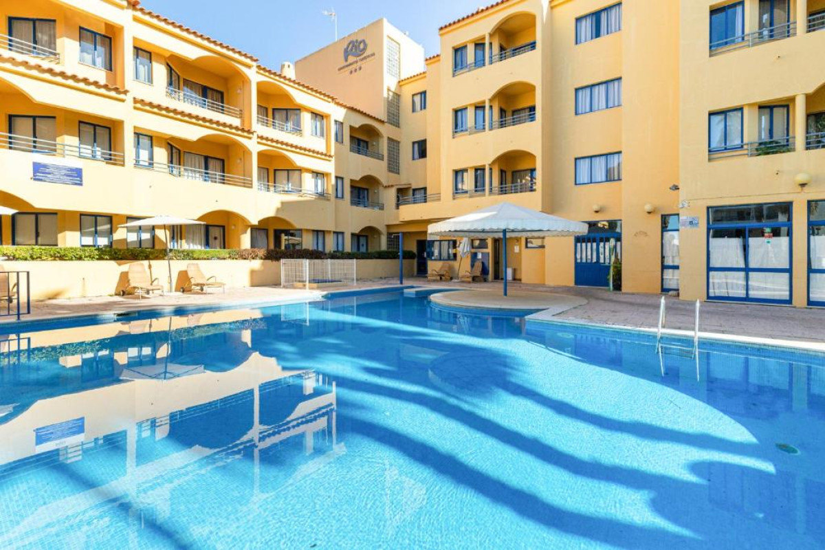 Rio Apartments