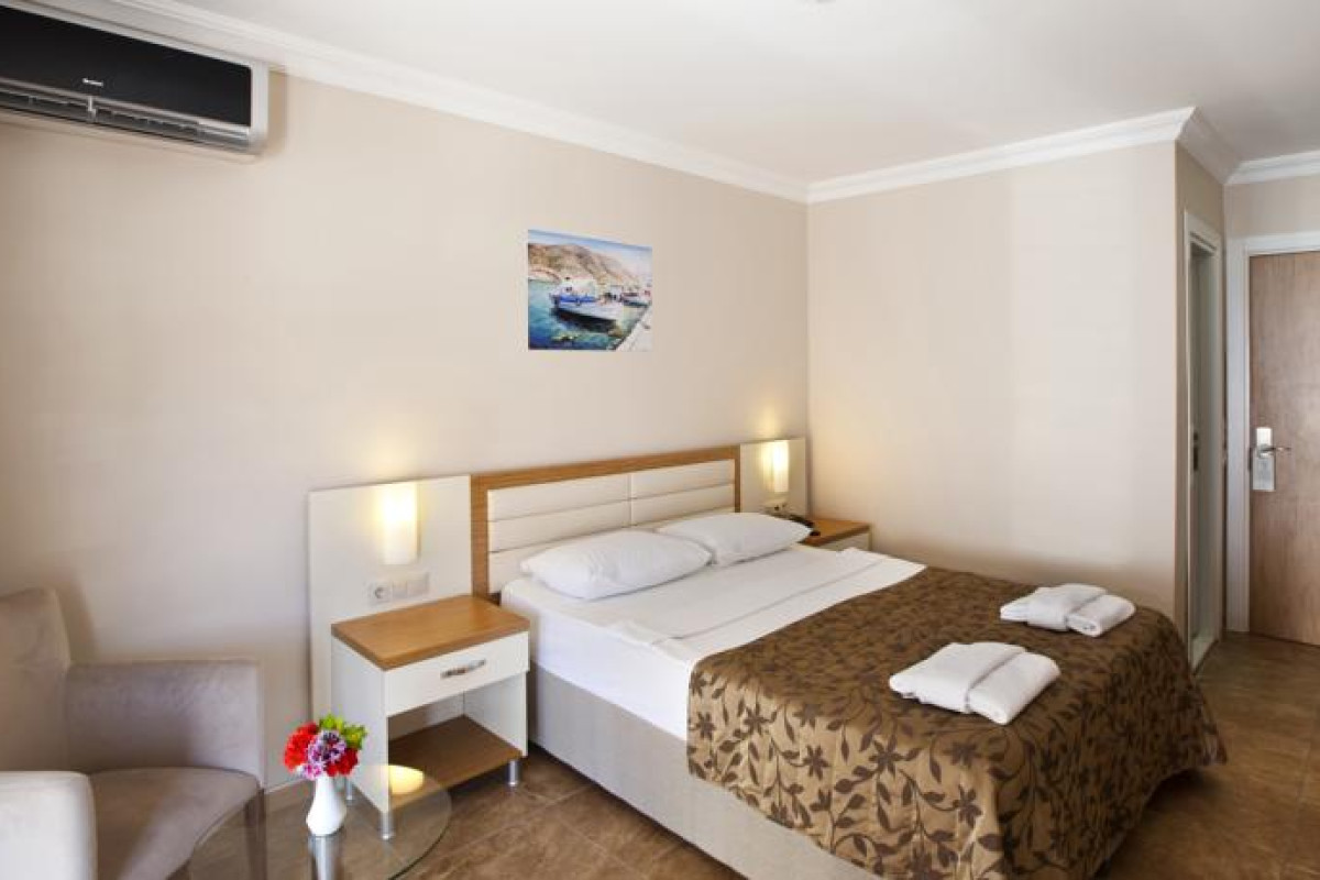 RISA HOTEL BITEZ