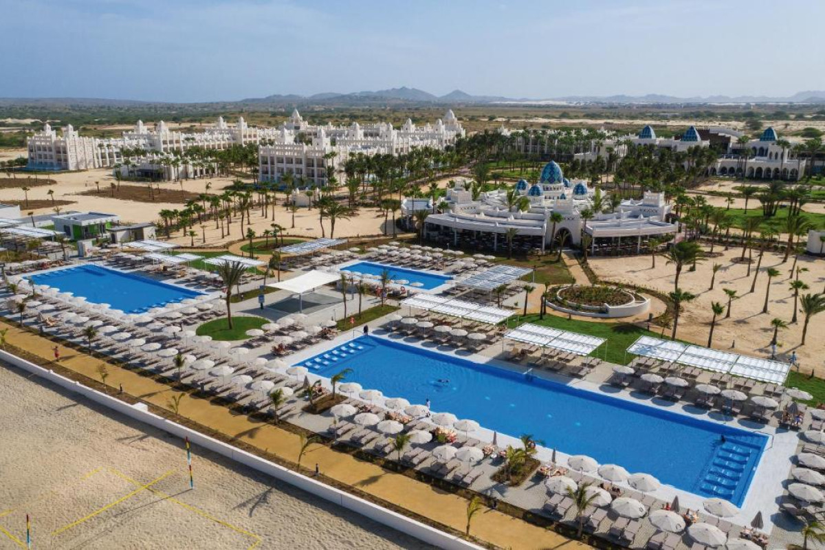 Hotel Riu Karamboa