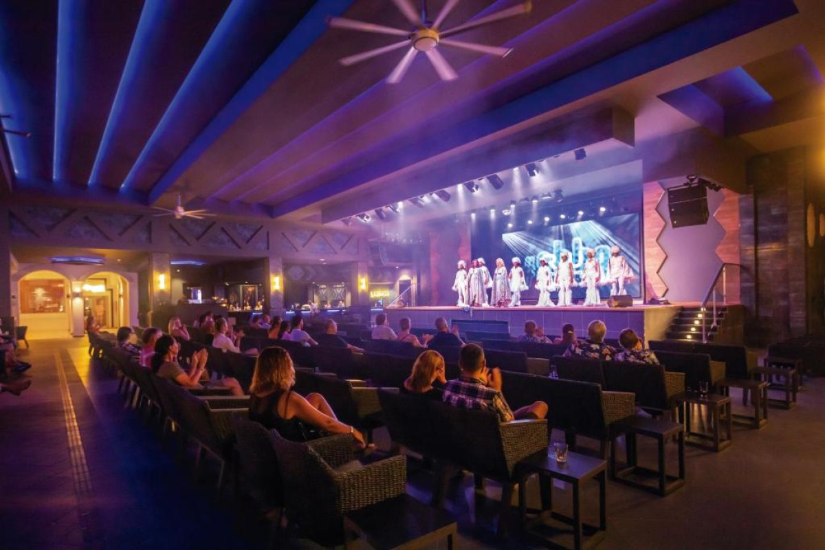 Hotel Riu Karamboa
