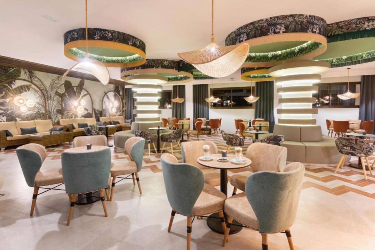 Hotel Riu Karamboa
