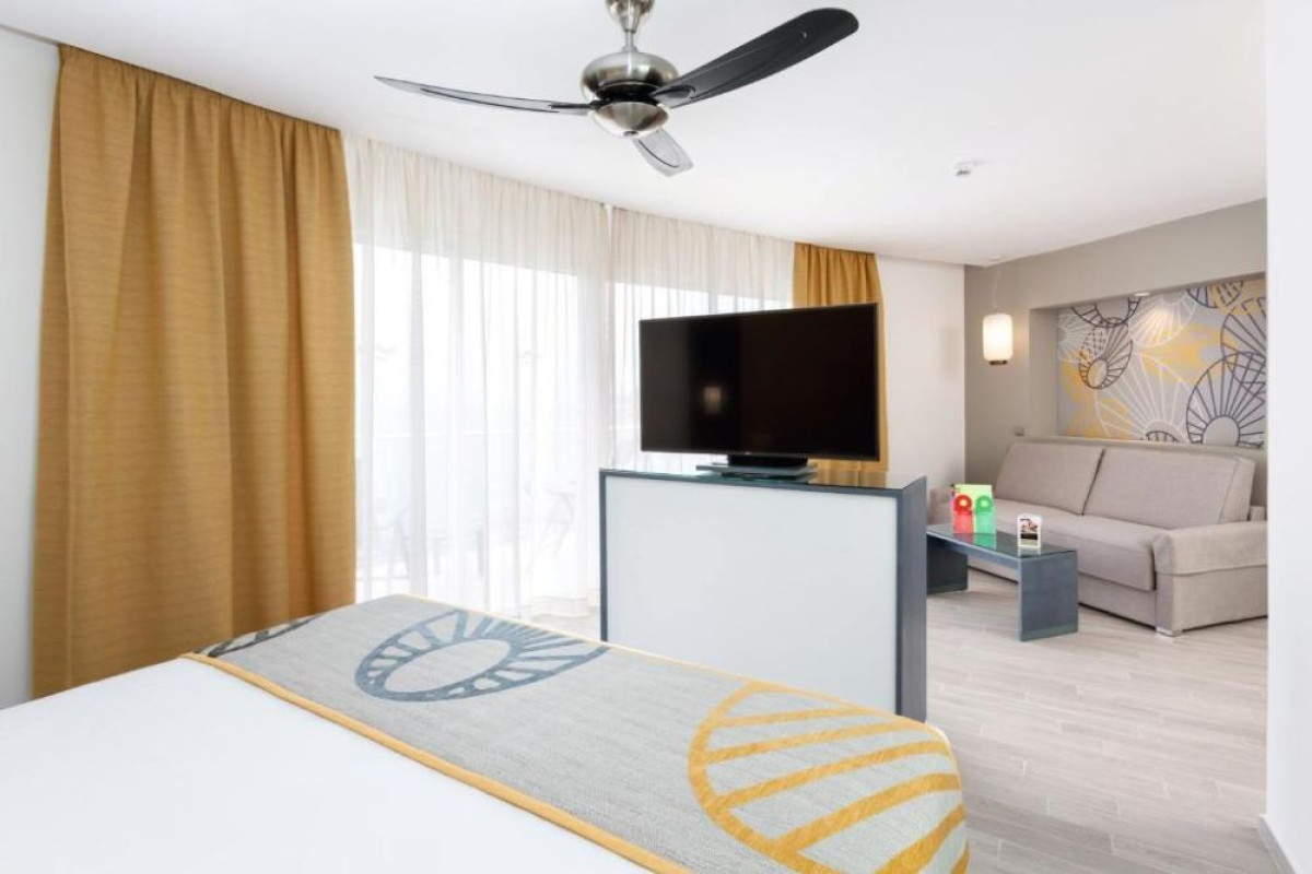 HOTEL RIU VISTAMAR