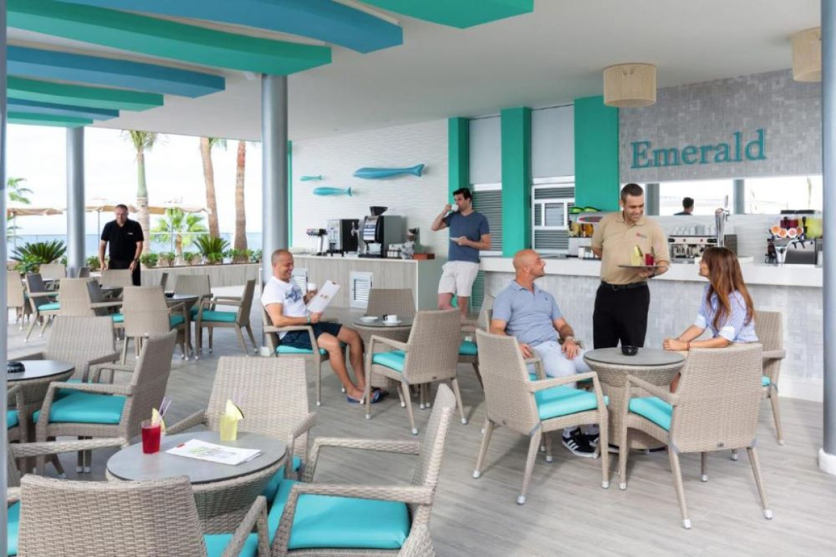 HOTEL RIU VISTAMAR