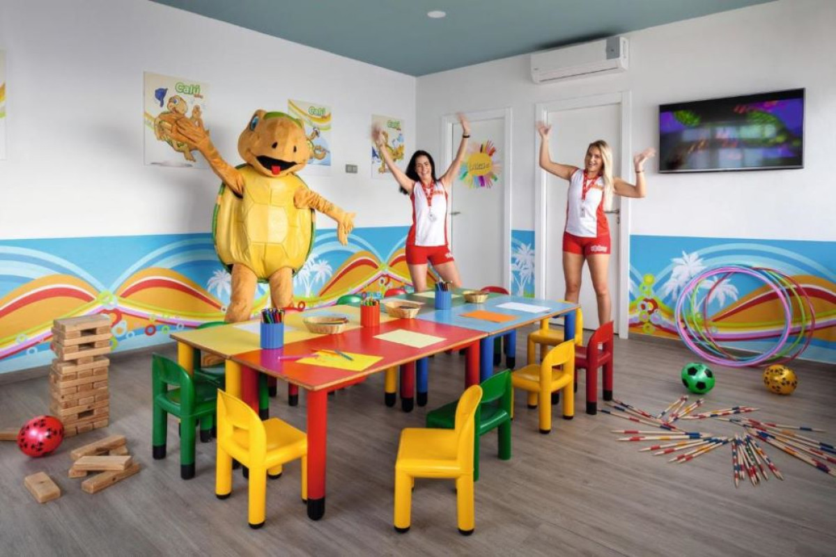 HOTEL RIU VISTAMAR