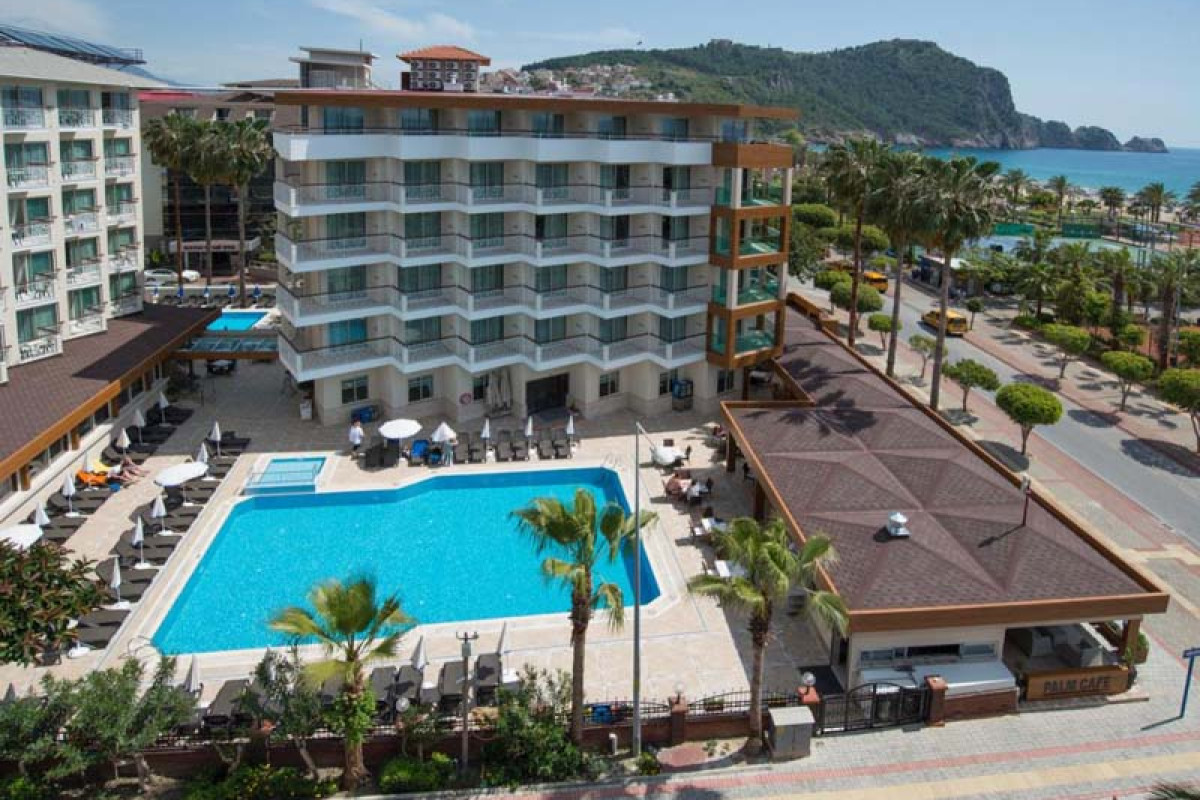 RIVIERA HOTEL&SPA