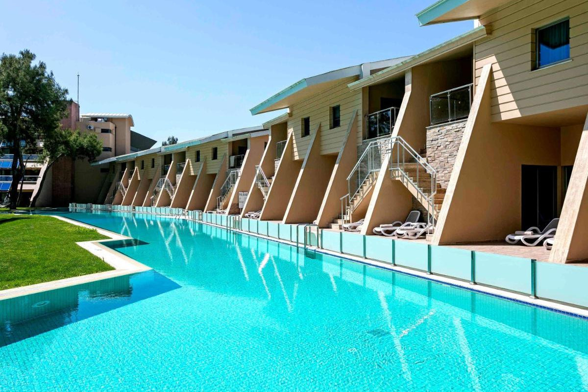 RIXOS SUNGATE