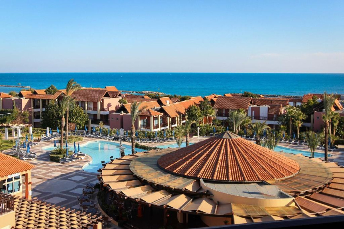 ROBINSON CYPRUS ( 24 KM FROM LARNACA )