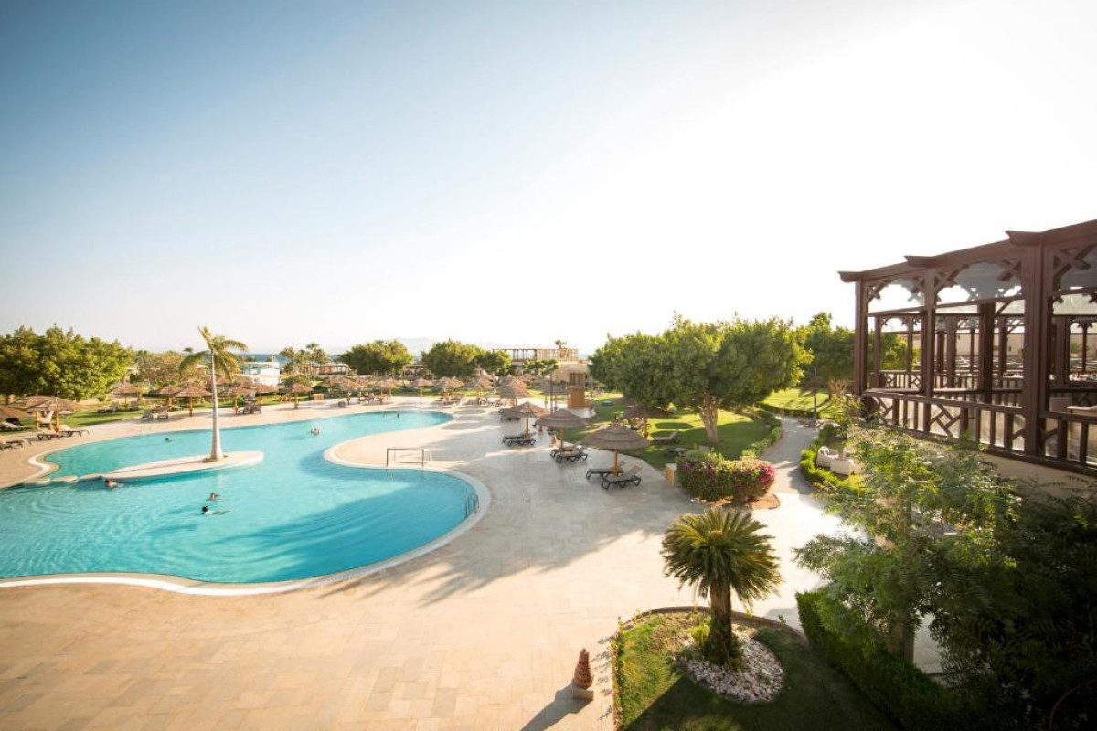 ROBINSON Soma Bay Resort