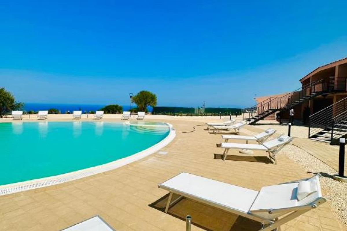 Rocce Rosse Residence
