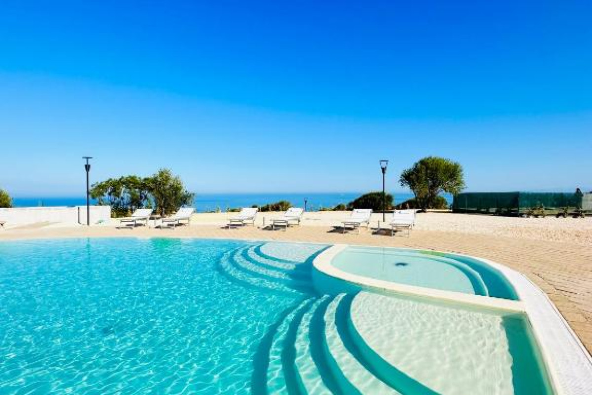 Rocce Rosse Residence
