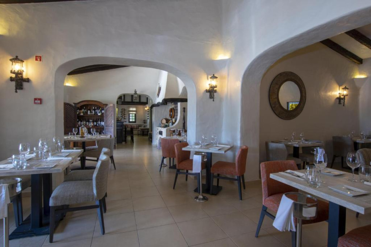 Rocha Brava Village Resort