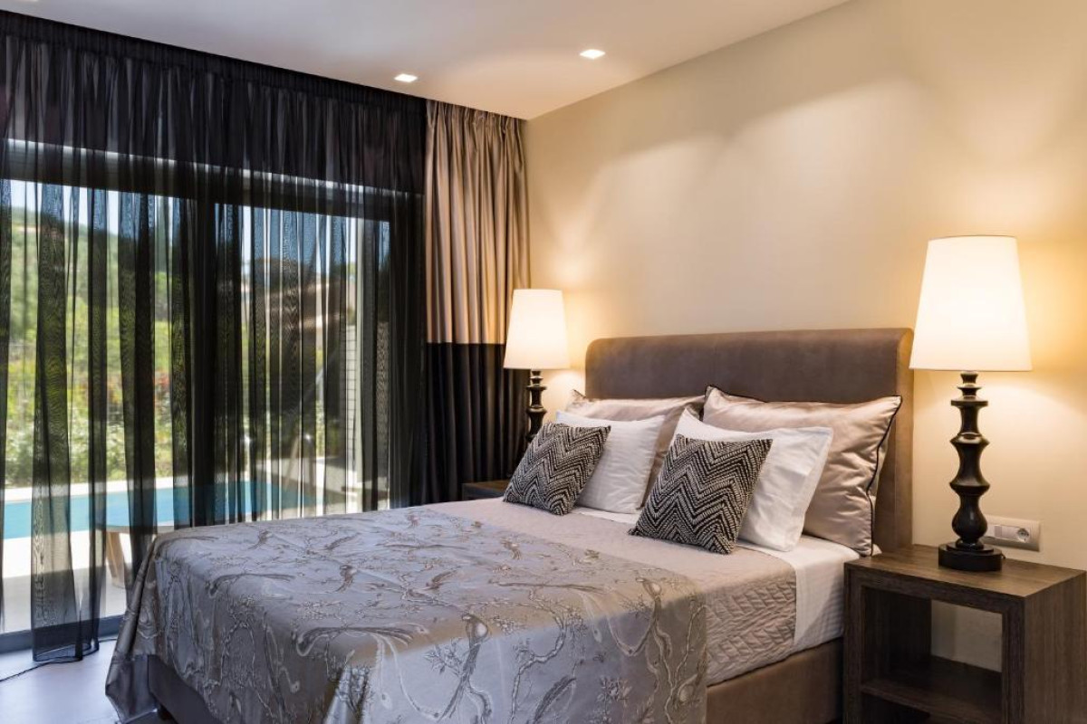 RODOSTAMO HOTEL & SPA - KOMMENO
