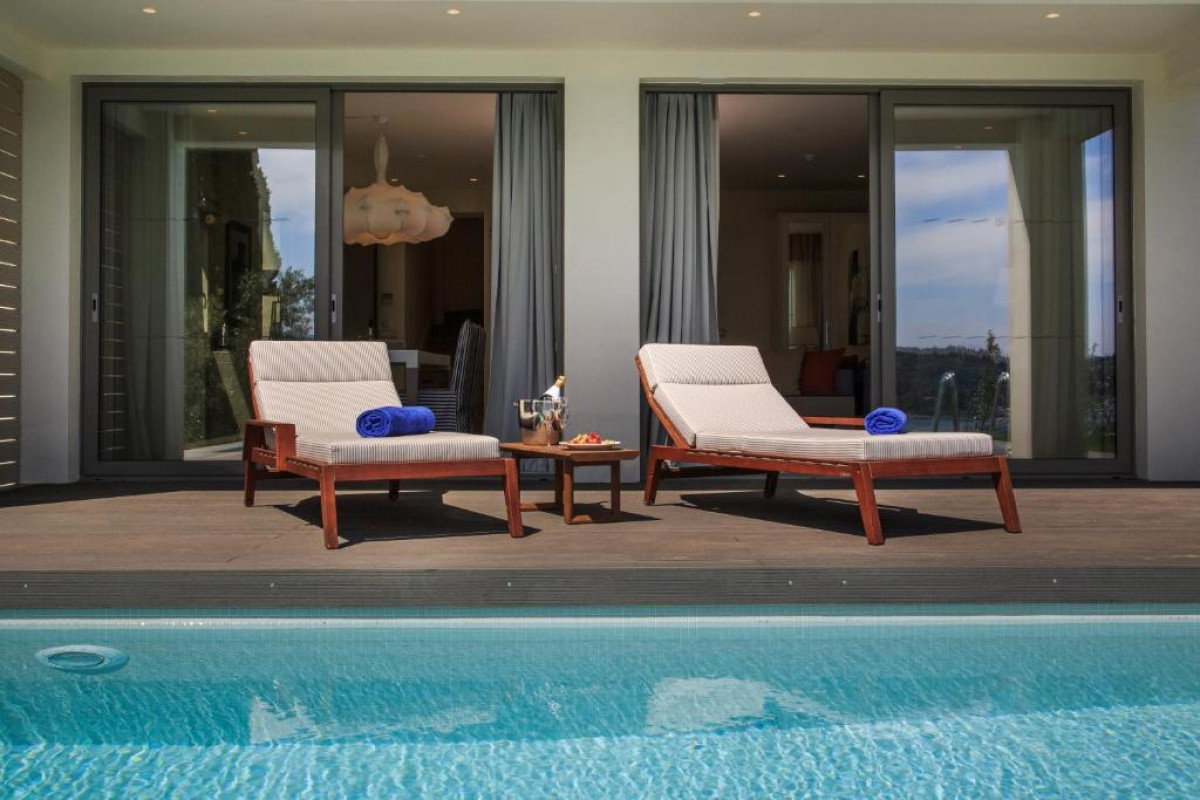 RODOSTAMO HOTEL & SPA - KOMMENO