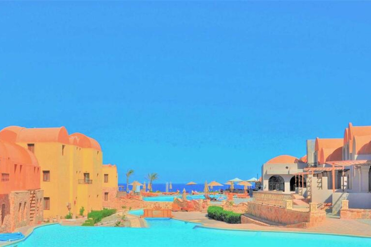 Rohanou Beach Resort