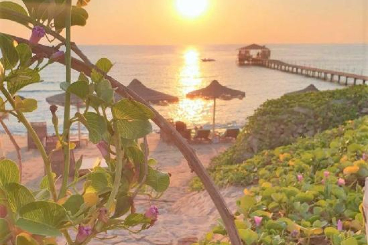 Rohanou Beach Resort