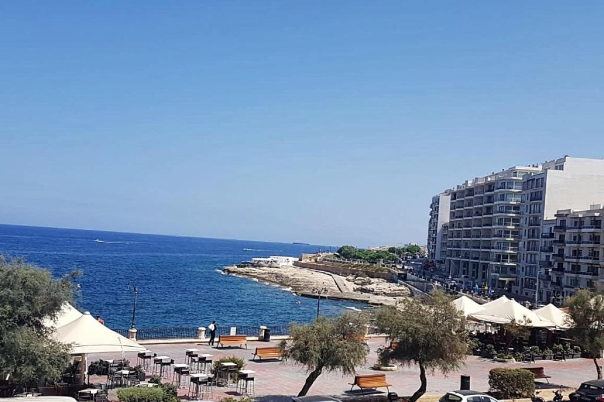 Roma Hotel