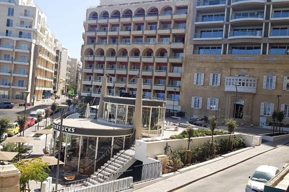 Roma Hotel