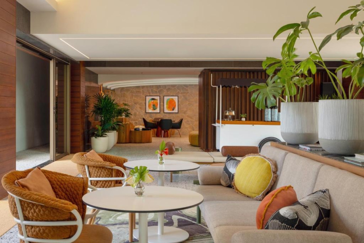 Romer Waikiki at The Ambassador