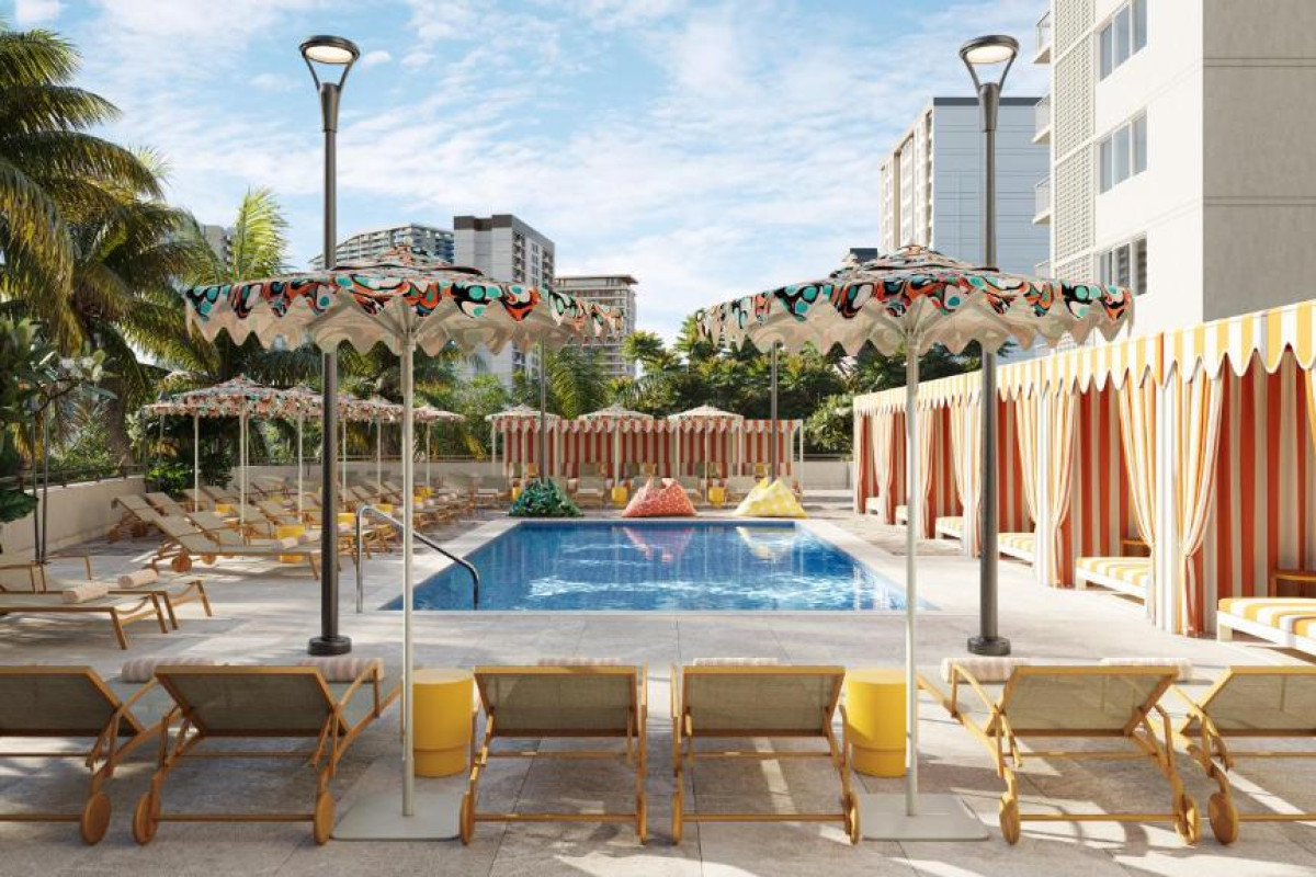 Romer Waikiki at The Ambassador