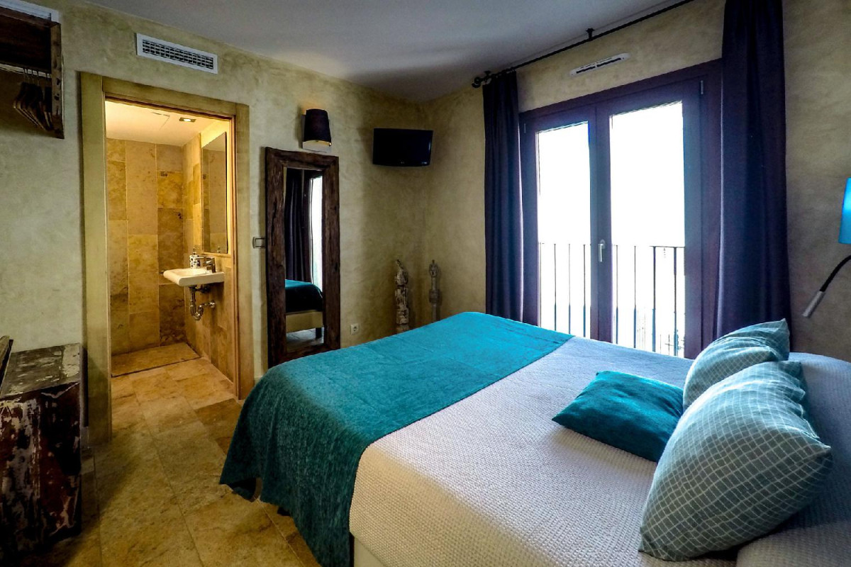 Room Tarifa
