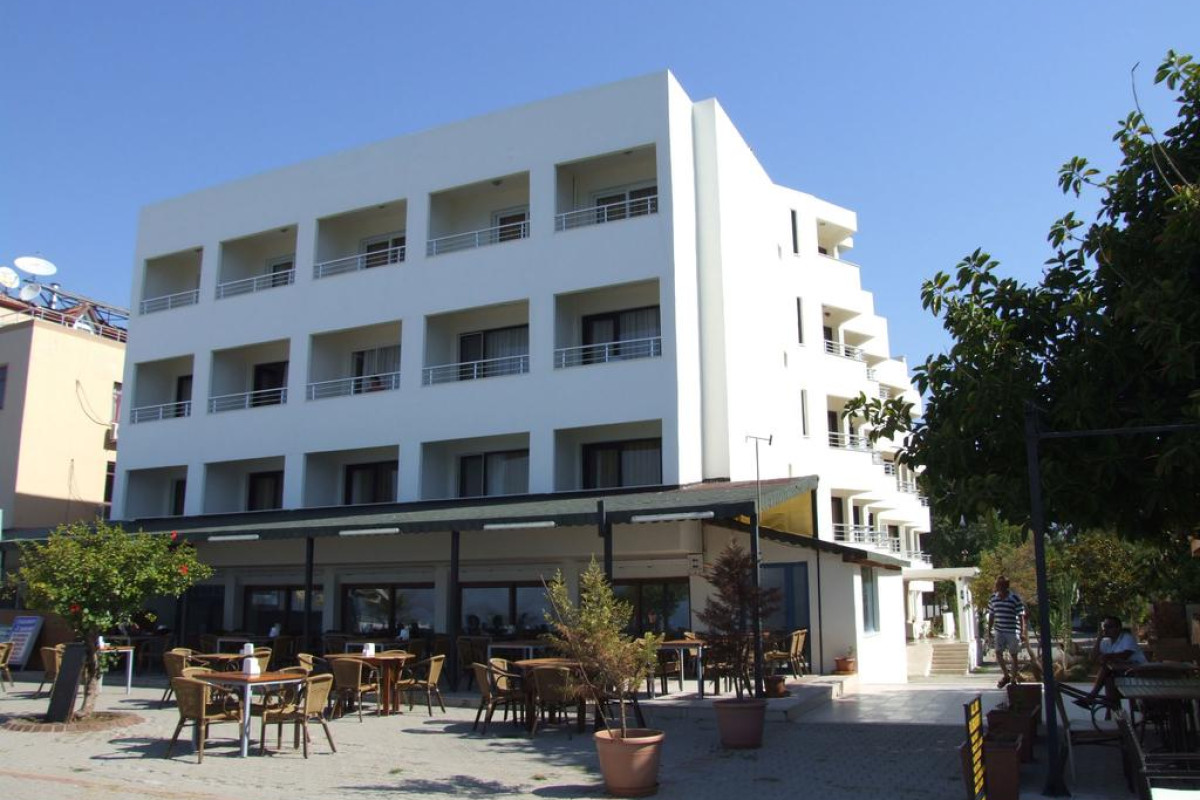 ROSARY BEACH HOTEL