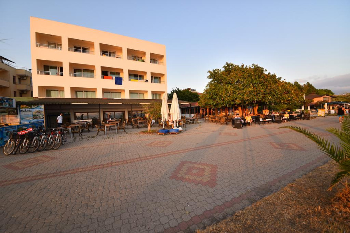 ROSARY BEACH HOTEL