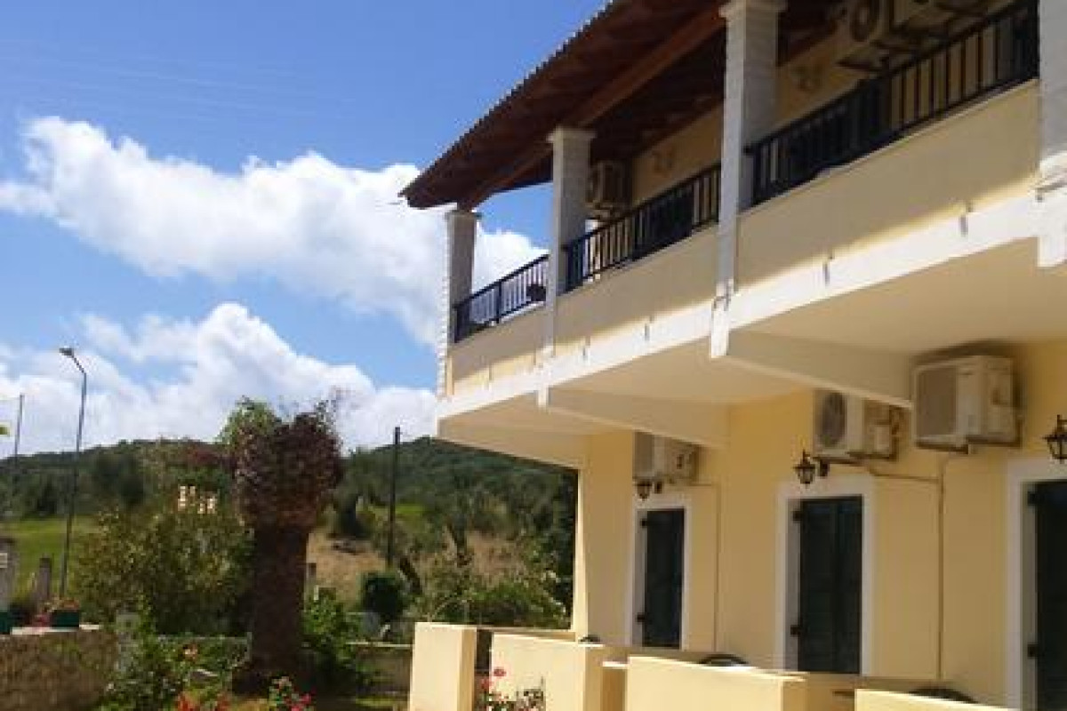 ROSE GARDEN HOTEL APARTMENT