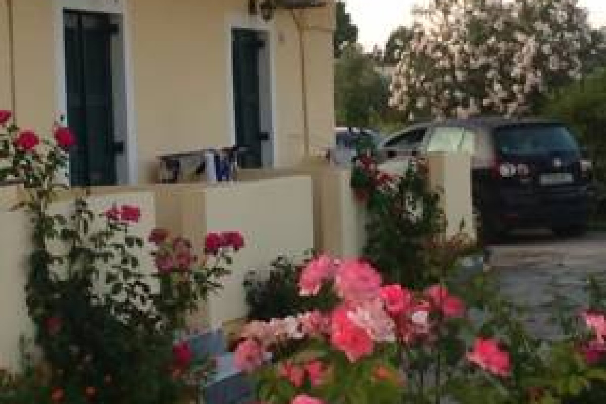 ROSE GARDEN HOTEL APARTMENT