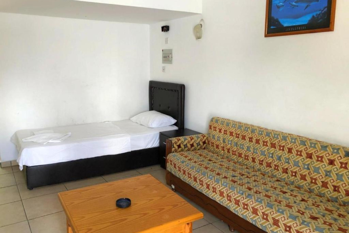 ROSE GARDENS HOLIDAY VILLAGE