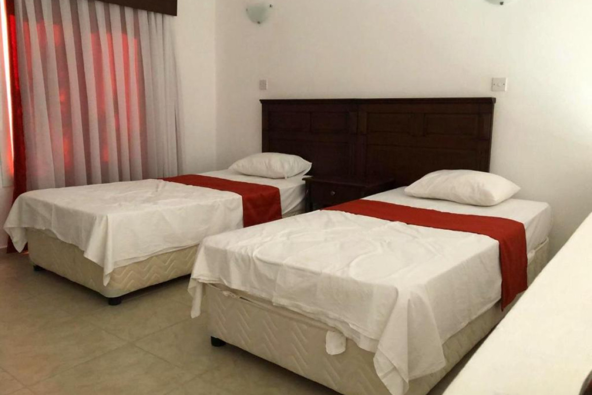 ROSE GARDENS HOLIDAY VILLAGE