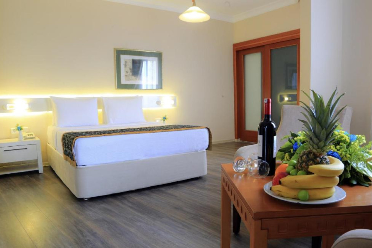 Roseira Beach Resort